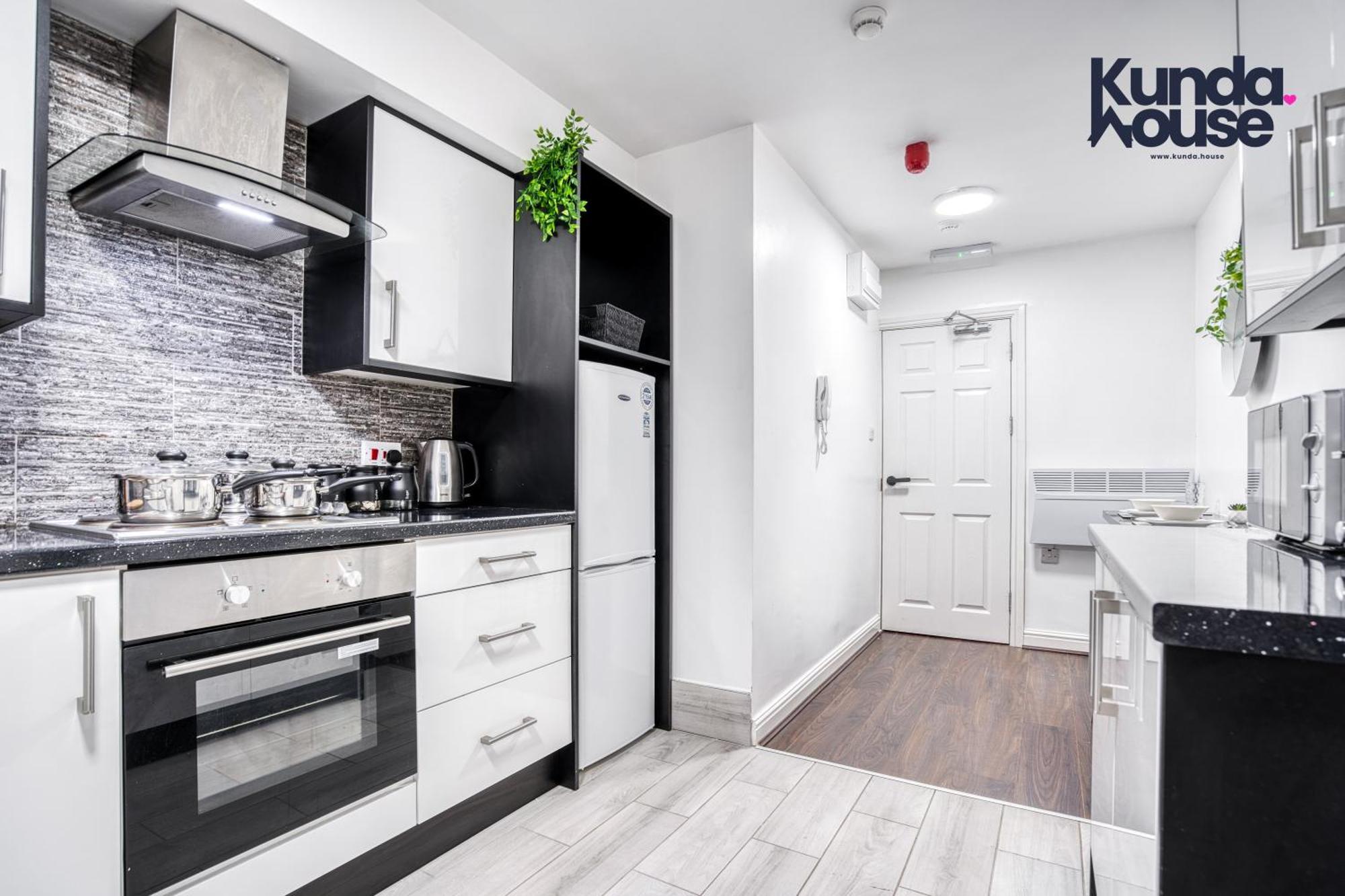 Cosy Apartments - City Living Made Elegant - Birmingham Buitenkant foto